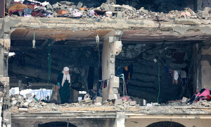 Hamas says &lsquo;won&rsquo;t accept language of American and Israeli threats&rsquo; over Gaza truce