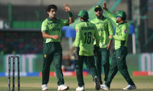 چیمپئنز ٹرافی کے پہلے ہی میچ میں پاکستانی ٹیم پر جرمانہ عائد