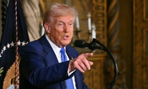 US urges backing of &lsquo;simple&rsquo; resolution as Trump calls for Putin-Zelensky talks