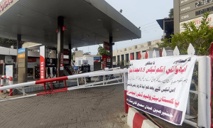 Petrol dealers threaten strike over price deregulation