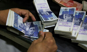 نجی شعبے نے ایک ماہ میں بینکوں کا 48 فیصد قرض اتار دیا