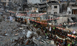 فلسطینیوں نے ملبے کے ڈھیر پر کیسے اپنا پہلا روزہ افطار کیا؟