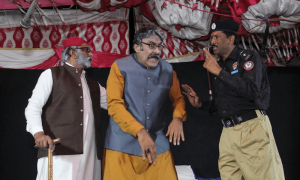 Play Nasoor ends 28-year theatre drought in Sujawal&rsquo;s Daro