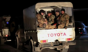 شام میں حکومتی فورسز اور معزول صدر کے حامیوں میں شدید جھڑپیں، 70 افراد ہلاک