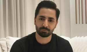 دانش تیمور نے &rsquo;فی الحال عائزہ کے ساتھ ہوں&lsquo; اور زائد شادیوں کے بیان پر معافی مانگ لی