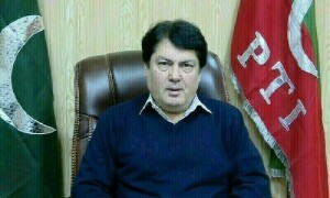 حکومتی نمائندے اپنے بیانات سے دہشتگردی کی آگ پر تیل چھڑک رہے ہیں، بیرسٹر سیف