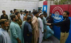 پاکستان چھوڑنے کی ڈیڈ لائن ختم، 8 لاکھ 85 ہزار سے زائد افغان باشندے وطن لوٹ گئے