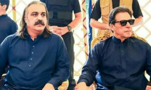 علی امین گنڈاپور اور بیرسٹر سیف کی اڈیالہ جیل میں عمران خان سے طویل ملاقات