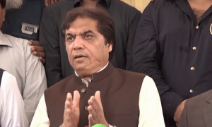 چند سیاستدان ملک دشمنوں کےساتھ ملکر اقتدار لینا چاہتے ہیں، یہ بھی دہشتگردی ہے، حنیف عباسی