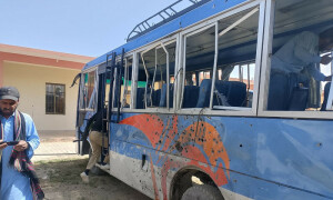مستونگ: بلوچستان کانسٹیبلری کی بس پر بم حملہ، 3 اہلکار شہید، 18 زخمی