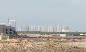 کراچی: کورنگی کریک میں لگنے والی آگ 18 روز بعد خود بجھ گئی