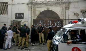 Ahmadi man lynched as TLP supporters storm worship place in Karachi&rsquo;s Saddar: police