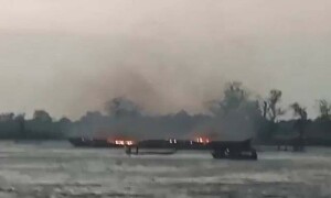 کانگو: ایندھن لے جانے والی کشتی میں آگ لگنے سے ہلاکتیں 143 ہوگئیں، درجنوں افراد تاحال لاپتا