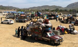 Islamabad says more than 100,000 Afghans left Pakistan in April