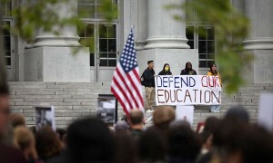 Trump administration to restore foreign students&rsquo; legal status, for now