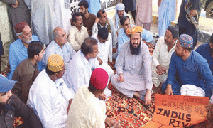 Traders seek govt intervention as  Sindh protests hit goods supply