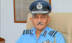 سینئر فوجی کمانڈر کے بعد بھارتی فضائیہ کے نائب سربراہ ایئر مارشل ایس پی دھارکر بھی برطرف