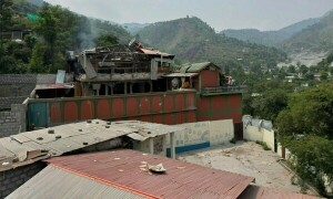 اداریہ: &rsquo;مسئلہ کشمیر حل کیے بغیر دونوں ممالک تنازعات کے دلدل سے نہیں نکل پائیں گے&lsquo;