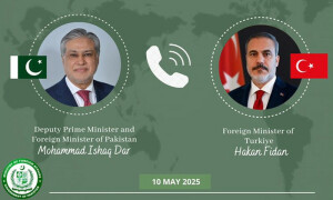 اسلام آباد: وزیر خارجہ اسحٰق ڈار کا ترکیہ ہم منصب حکان فیدان سے رابطہ