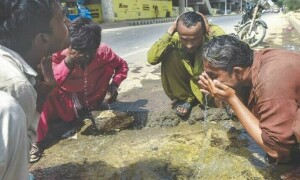 ملک کے بیشتر حصوں میں آج سے ہیٹ ویو کا امکان، درجہ حرارت 4 سے 7 ڈگری تک بڑھنے کی پیشگوئی