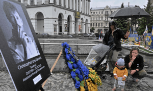 Moscow demands Kyiv pull back troops before ceasefire