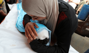Israel airstrikes kill at least 100 in Gaza amid ceasefire talks