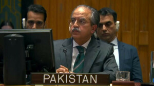 بھارت خطرناک بحری تیاریوں میں مصروف، علاقائی بالادستی کا خواب دیکھ رہا ہے، عاصم افتخار