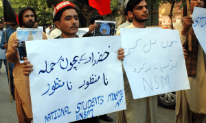 Khuzdar rally demands arrest of school bus attackers