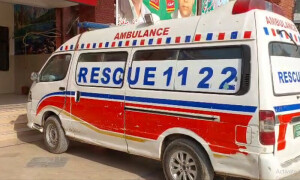 پرانی دشمنی پر فائرنگ سے پشاور میں 3 افراد، ڈیرہ غازی خان میں پولیس کانسٹیبل سمیت 2 بھائی قتل