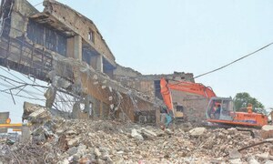 Rose Cinema in Raja Bazaar razed for &lsquo;parking plaza&rsquo;