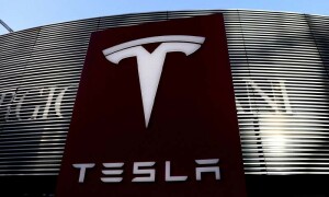 ٹرمپ نے بھارت میں ایلون مسک کی الیکٹرک کار کمپنی ٹیسلا کا مینوفیکچرنگ پلانٹ لگنے سے رکوا دیا