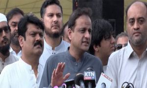 ہم وسائل کا رونا نہیں روتے بلکہ اپنا کام کرتے ہیں، میئر کراچی