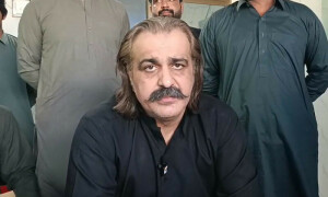 صوبہ اپنے پیروں پر کھڑا ہوگیا، اب وفاق کو بھی قرض دے سکتے ہیں، وزیراعلیٰ خیبرپختونخوا