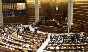 پنجاب اسمبلی میں ایران پر اسرائیلی حملے کیخلاف مذمتی قرارداد متفقہ طور پر منظور