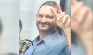 ایران کے سرکاری ٹی وی پر حملے میں نیوز ایڈیٹر سمیت عملے کے 3 ارکان شہید