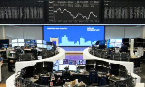 European shares dip as Mideast tensions, US involvement fears weigh