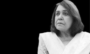 اداکارہ عائشہ خان کے انتقال پر شوبز شخصیات کا اظہار افسوس