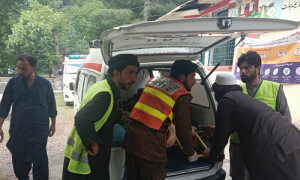 ناران: گلیشیئر کی زد میں آکر بچے سمیت 3 سیاح جاں بحق