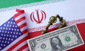 Oil prices slip after US sanctions Iran