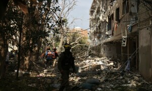 PHOTOS: Aftermath of Iranian missile attacks on Tel Aviv