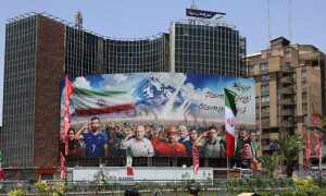 اسرائیل کے ایران پر حملے جاری، بوشہر میں دھماکے، اصفہان میں بھی بمباری