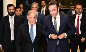 Premier reaffirms Pakistan&rsquo;s support for Iran