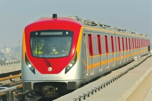 Punjab to spend Rs250bn in three years on Pindi-Lahore fast train project: railways minister