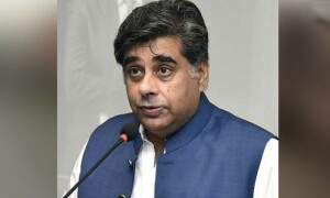 شرح سود زیادہ رکھ کر بوم اینڈ بسٹ سائیکل کو روکنا ناقص پالیسیوں کی بنیاد ہے، گوہر اعجاز