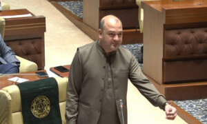 مختصر بارش نے صوبائی حکومت کے ترقیاتی دعوے گٹربرد کردیے، علی خورشیدی