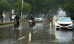 کراچی میں بوندا باندی کے بعد موسم خوشگوار، مون سون کا دوسرا اسپیل کل سے برسے گا