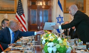Trump hosts Netanyahu in push for Gaza deal