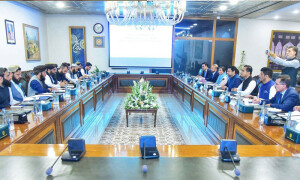 پاکستان، افغانستان کا ریلوے منصوبے معاہدے کو حتمی شکل دینے پر اتفاق