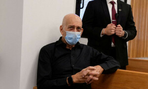 Ex-Israeli PM calls Palestinians&rsquo; killing &lsquo;ethnic cleansing,  war crime&rsquo;