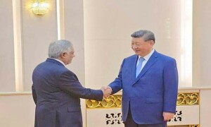 اسحٰق ڈار کی شنگھائی تعاون تنظیم کے اجلاس کے موقع پر چینی صدر سے ملاقات